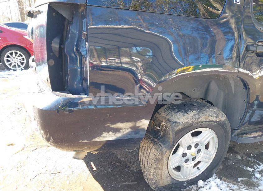 Photo 13 of 2007 Chevrolet Tahoe LS (VIN 1GNFC13077R309318)