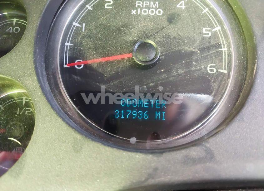 Photo 7 of 2007 Chevrolet Tahoe LT (VIN 1GNFC13077R332002)