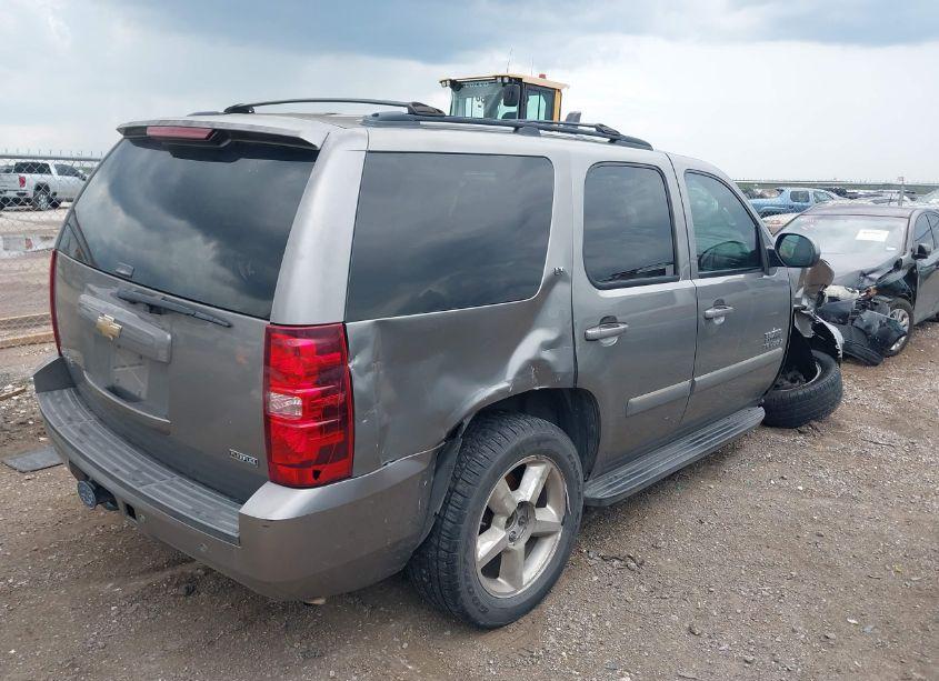 Photo 4 of 2008 Chevrolet Tahoe LT (VIN 1GNFC13078R150978)