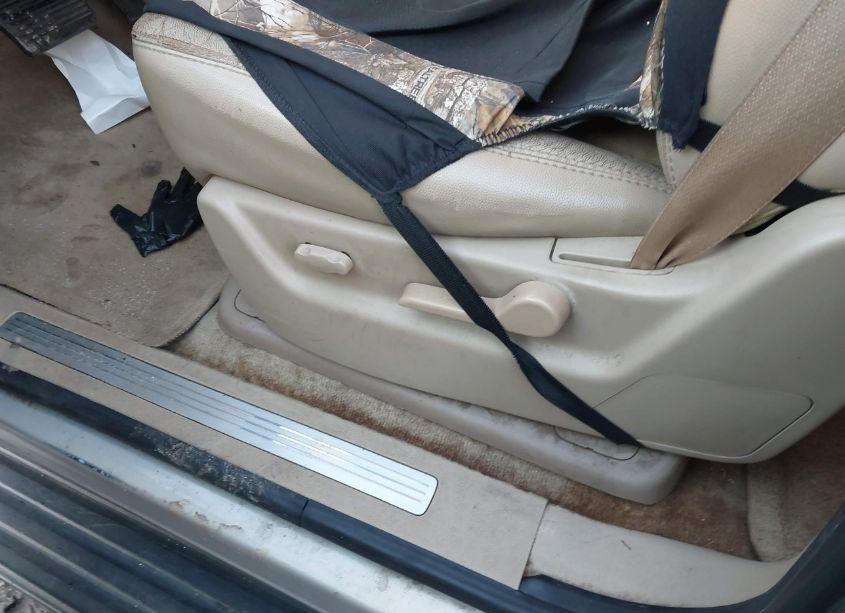 Photo 14 of 2007 Chevrolet Tahoe LT (VIN 1GNFC13087R158117)