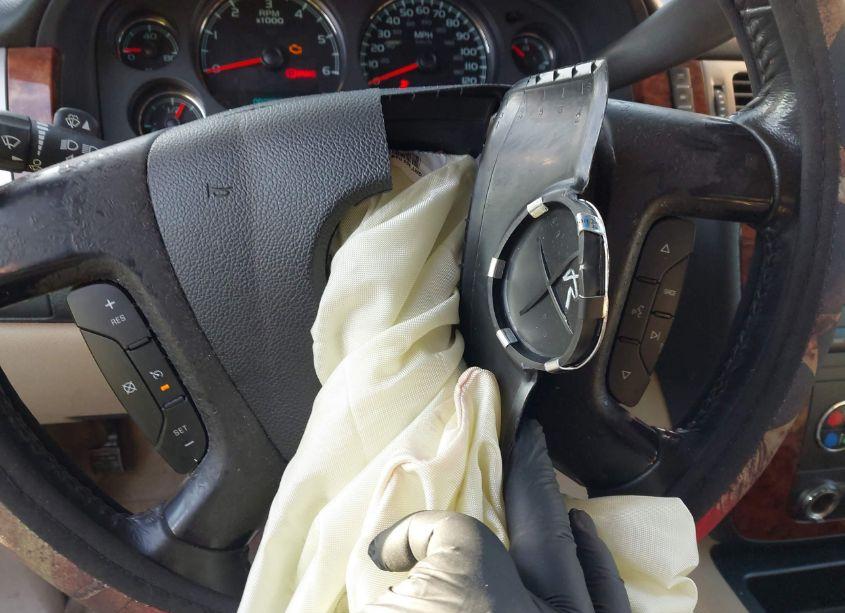 Photo 16 of 2007 Chevrolet Tahoe LT (VIN 1GNFC13087R158117)