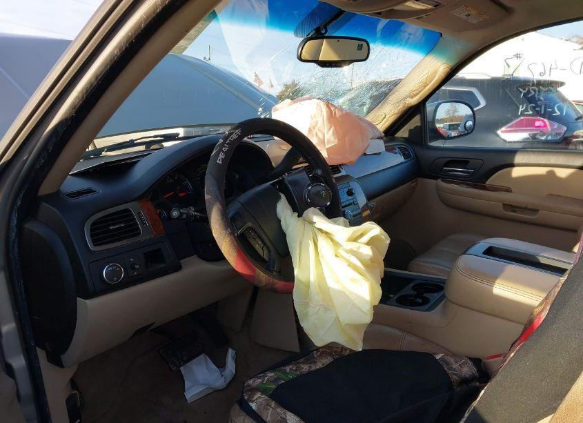 Photo 17 of 2007 Chevrolet Tahoe LT (VIN 1GNFC13087R158117)