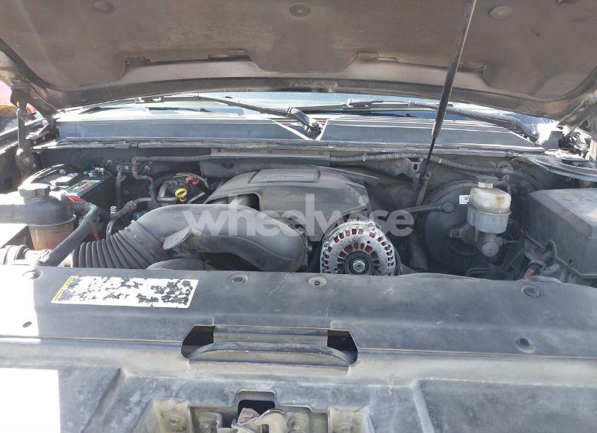 Photo 10 of 2007 Chevrolet Tahoe LT (VIN 1GNFC13087R209440)