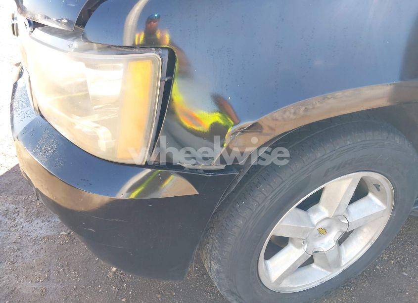 Photo 6 of 2007 Chevrolet Tahoe LT (VIN 1GNFC13087R209440)