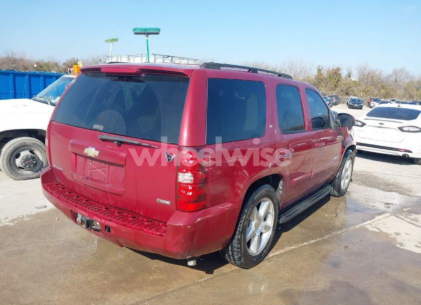 Photo 4 of 2007 Chevrolet Tahoe LT (VIN 1GNFC13087R290102)