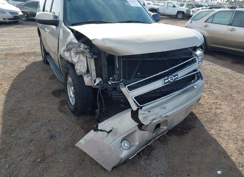 Photo 6 of 2007 Chevrolet Tahoe LT (VIN 1GNFC13087R337032)