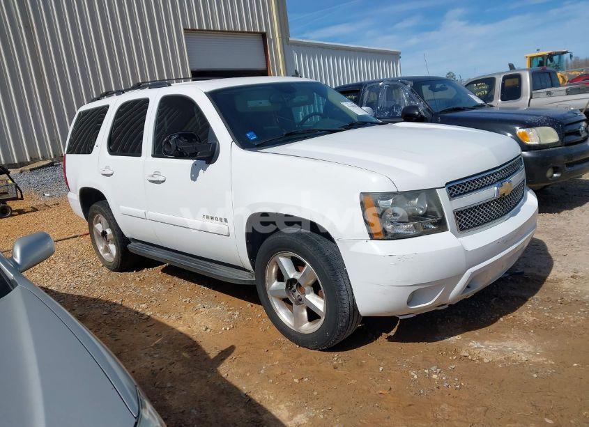 2007 Chevrolet Tahoe LT (VIN 1GNFC13087R374744) main photo