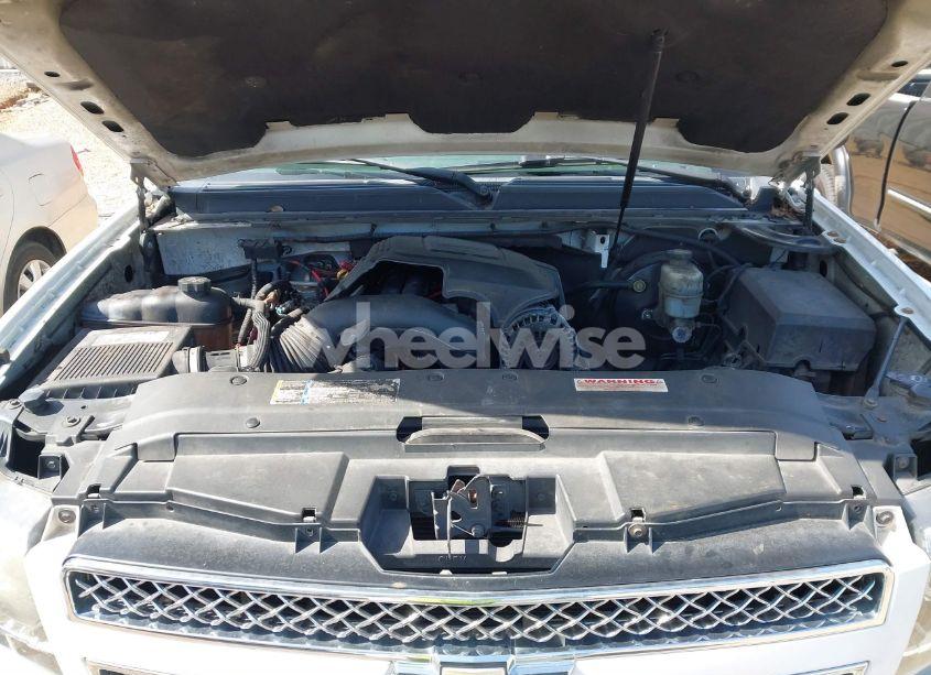 Photo 10 of 2007 Chevrolet Tahoe LT (VIN 1GNFC13087R374744)