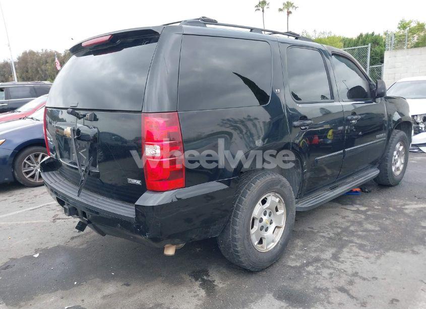 Photo 4 of 2007 Chevrolet Tahoe LT (VIN 1GNFC13087R391950)