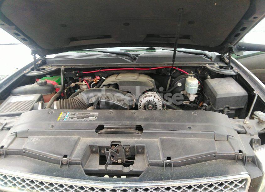 Photo 10 of 2008 Chevrolet Tahoe LTZ (VIN 1GNFC13088J229591)