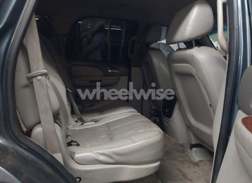 Photo 8 of 2008 Chevrolet Tahoe LT (VIN 1GNFC13088R112207)