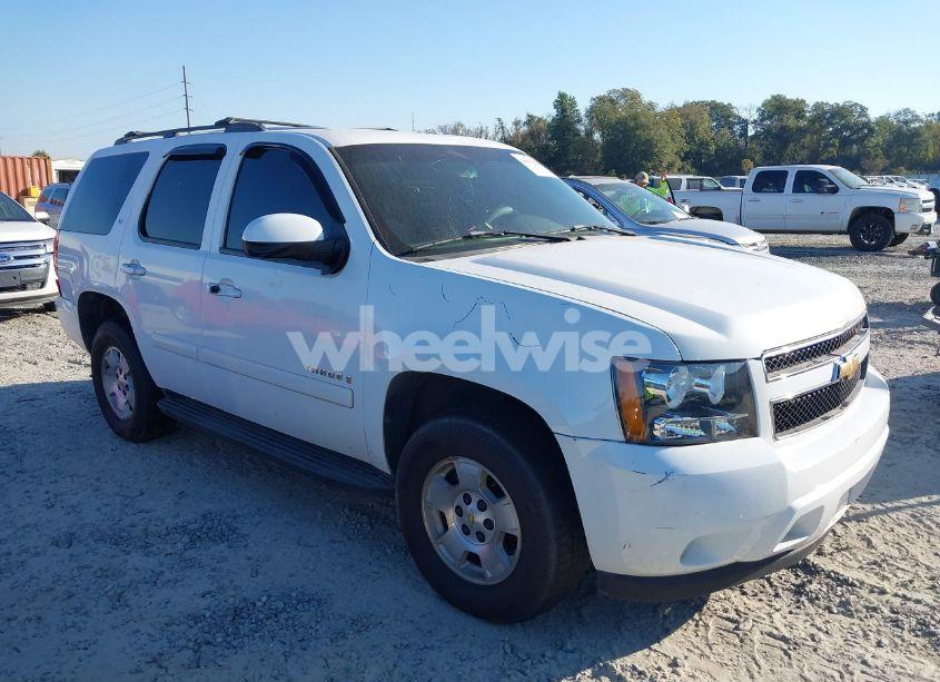 2008 Chevrolet Tahoe LT (VIN 1GNFC13088R115074) main photo