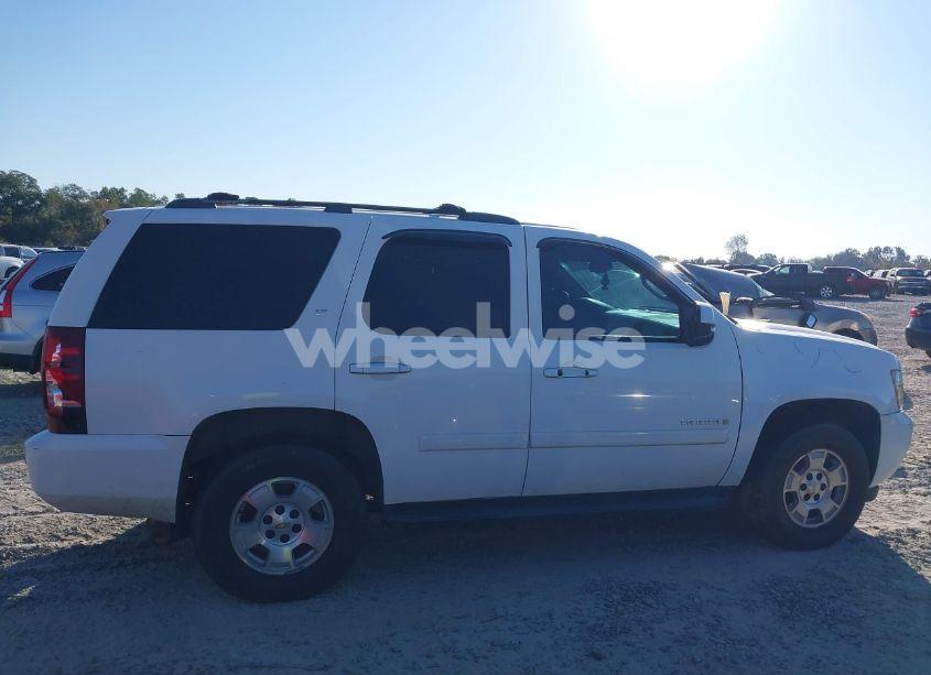 Photo 13 of 2008 Chevrolet Tahoe LT (VIN 1GNFC13088R115074)