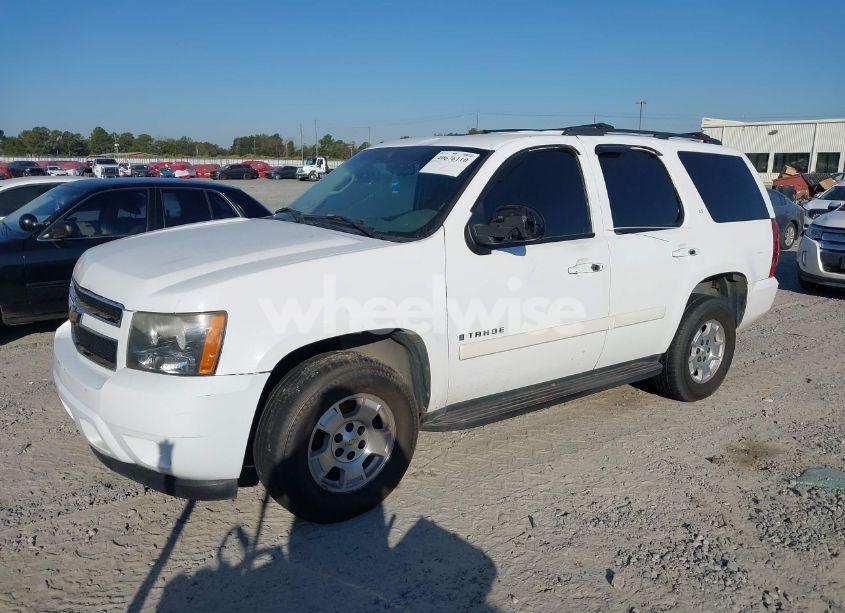 Photo 2 of 2008 Chevrolet Tahoe LT (VIN 1GNFC13088R115074)
