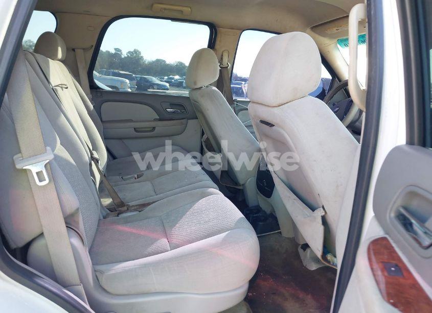 Photo 8 of 2008 Chevrolet Tahoe LT (VIN 1GNFC13088R115074)