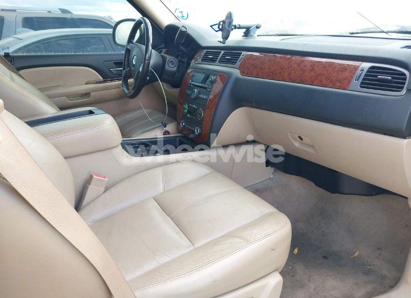 Photo 5 of 2008 Chevrolet Tahoe LT (VIN 1GNFC13088R156675)