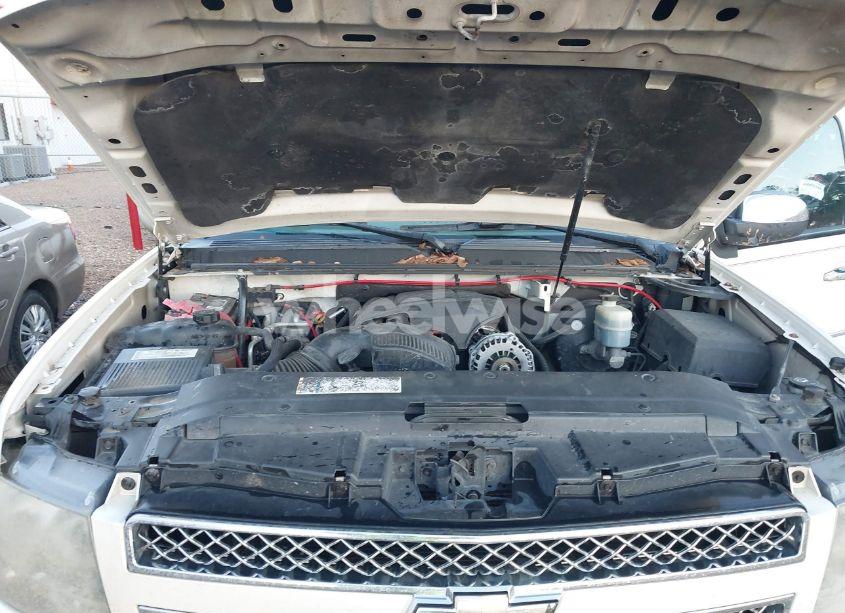 Photo 10 of 2008 Chevrolet Tahoe LTZ (VIN 1GNFC13088R183813)