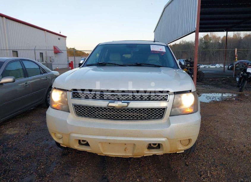 Photo 6 of 2008 Chevrolet Tahoe LTZ (VIN 1GNFC13088R183813)