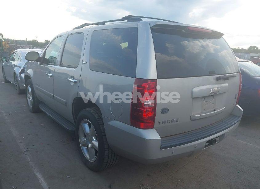 Photo 3 of 2008 Chevrolet Tahoe LTZ (VIN 1GNFC13088R271468)