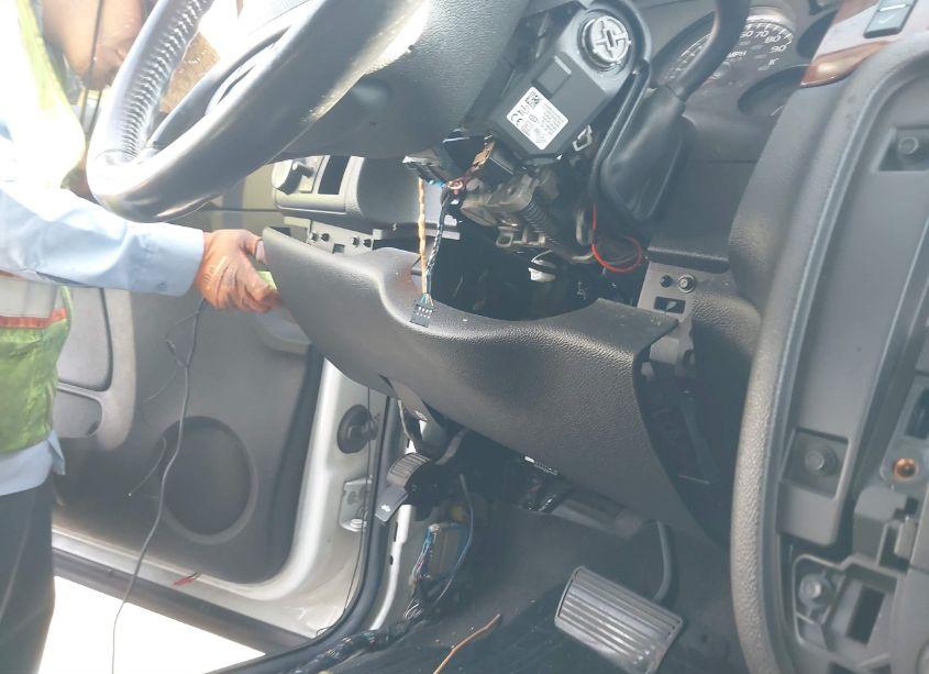 Photo 14 of 2007 Chevrolet Tahoe LTZ (VIN 1GNFC13097J350502)