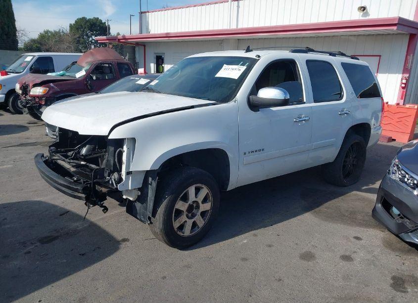 Photo 2 of 2007 Chevrolet Tahoe LTZ (VIN 1GNFC13097J350502)
