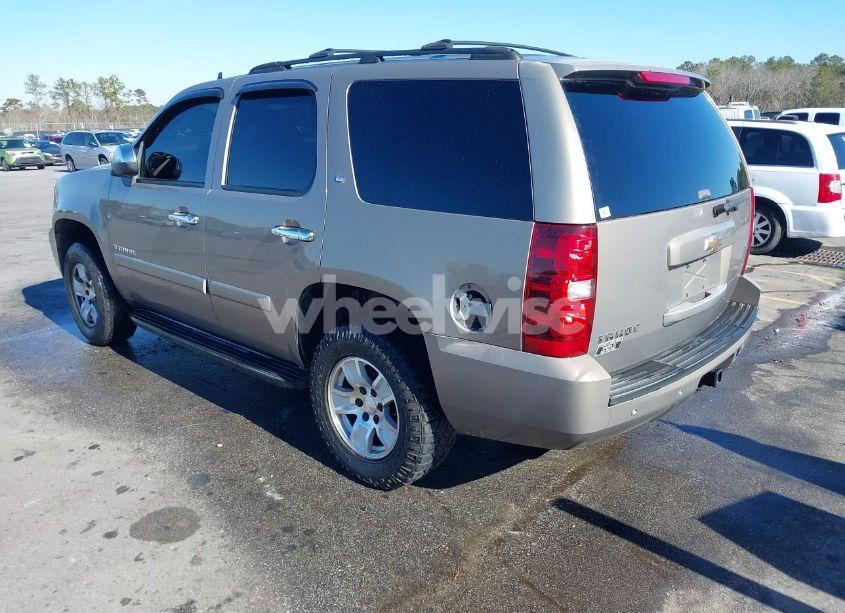 Photo 3 of 2007 Chevrolet Tahoe LT (VIN 1GNFC13097R145487)