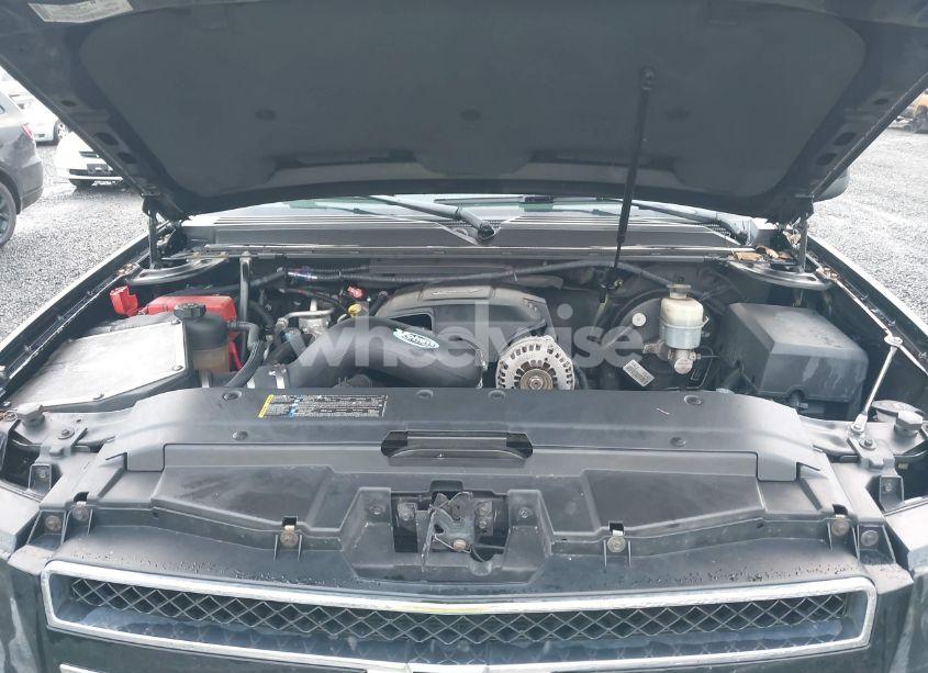 Photo 10 of 2007 Chevrolet Tahoe LT (VIN 1GNFC13097R179025)