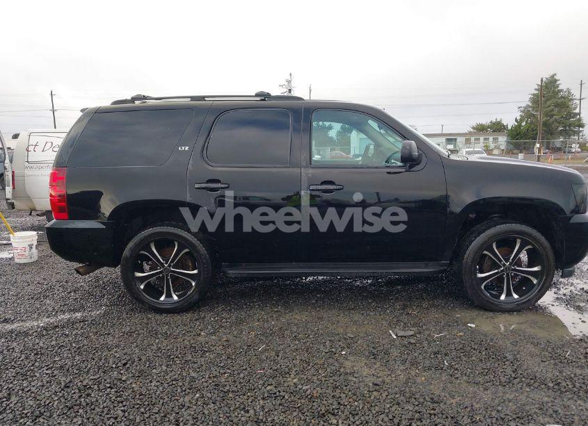 Photo 13 of 2007 Chevrolet Tahoe LT (VIN 1GNFC13097R179025)