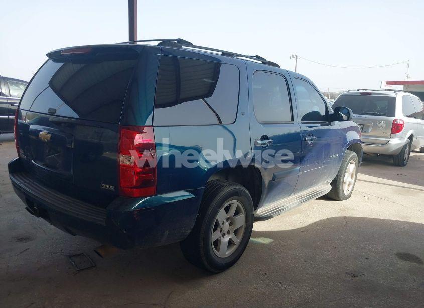 Photo 4 of 2007 Chevrolet Tahoe LT (VIN 1GNFC13097R258677)