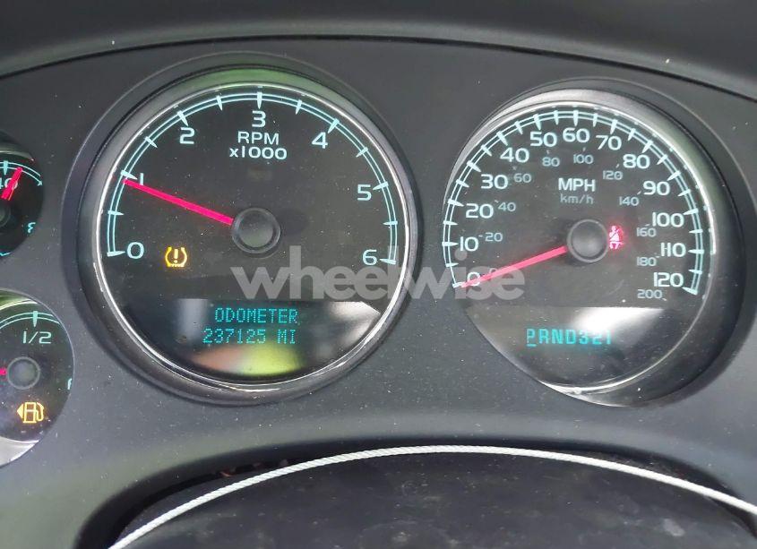 Photo 7 of 2007 Chevrolet Tahoe LT (VIN 1GNFC13097R258677)