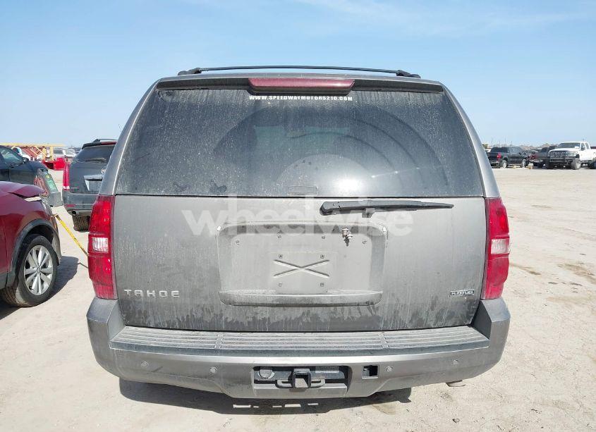 Photo 16 of 2007 Chevrolet Tahoe LT (VIN 1GNFC13097R278010)