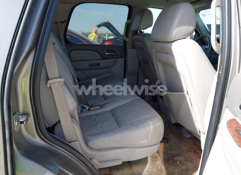 Photo 8 of 2007 Chevrolet Tahoe LT (VIN 1GNFC13097R278010)
