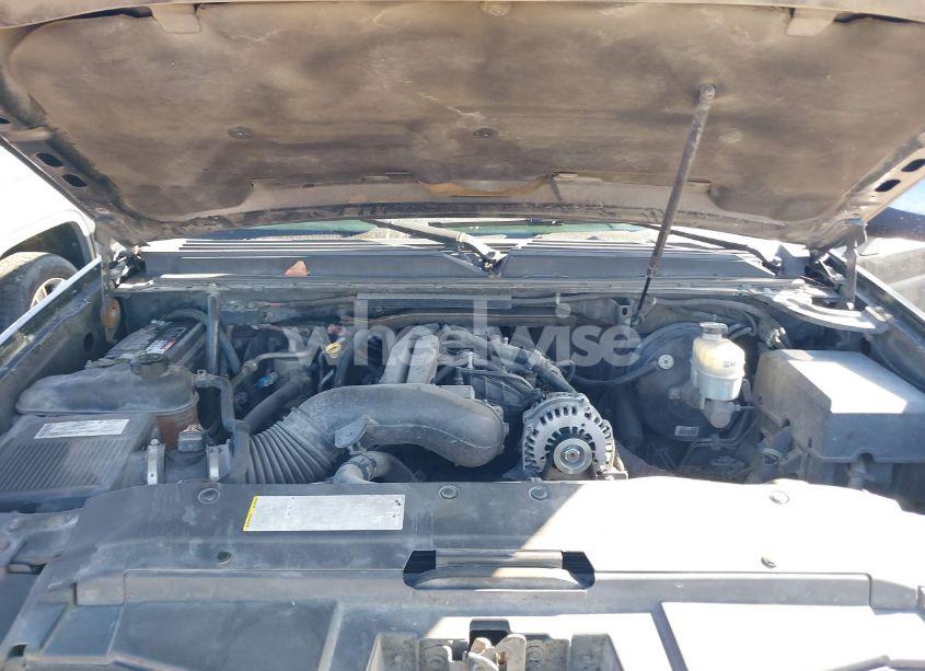 Photo 10 of 2007 Chevrolet Tahoe LTZ (VIN 1GNFC13097R309627)