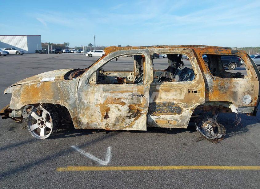 Photo 6 of 2008 Chevrolet Tahoe LT (VIN 1GNFC13098J116393)