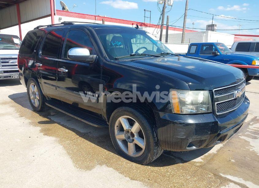 2008 Chevrolet Tahoe LTZ (VIN 1GNFC13098R136161) main photo