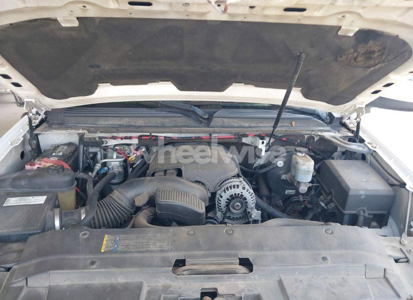 Photo 10 of 2008 Chevrolet Tahoe LT (VIN 1GNFC13098R140632)