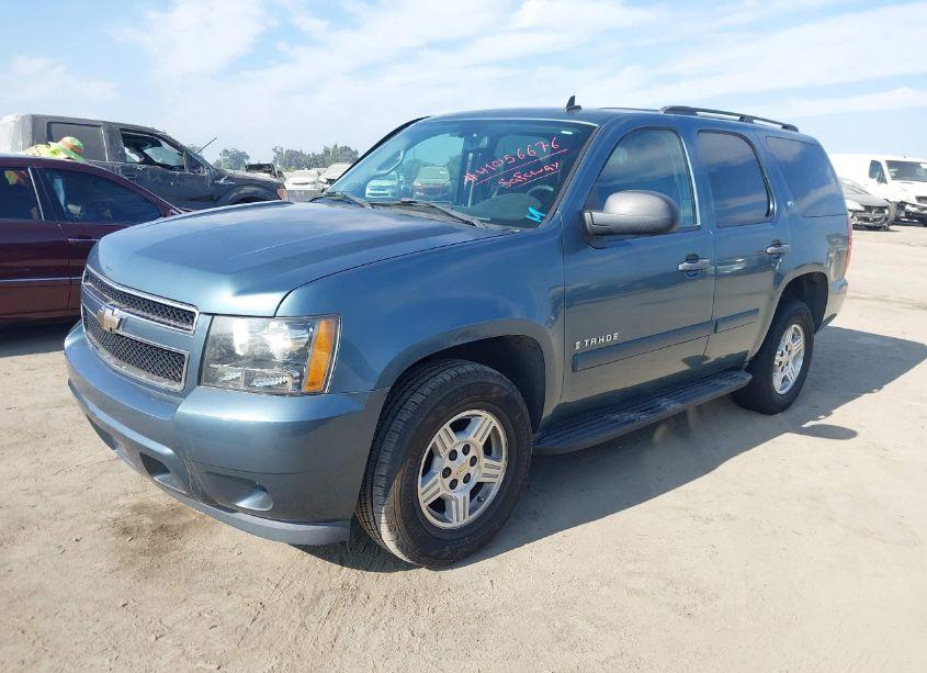 Photo 2 of 2008 Chevrolet Tahoe LS (VIN 1GNFC13098R147628)