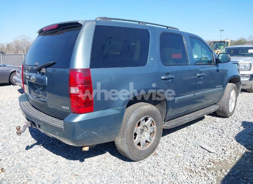 Photo 4 of 2008 Chevrolet Tahoe LT (VIN 1GNFC13098R151968)