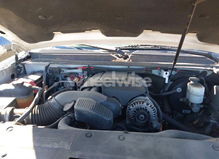 Photo 10 of 2008 Chevrolet Tahoe LS (VIN 1GNFC13098R190401)