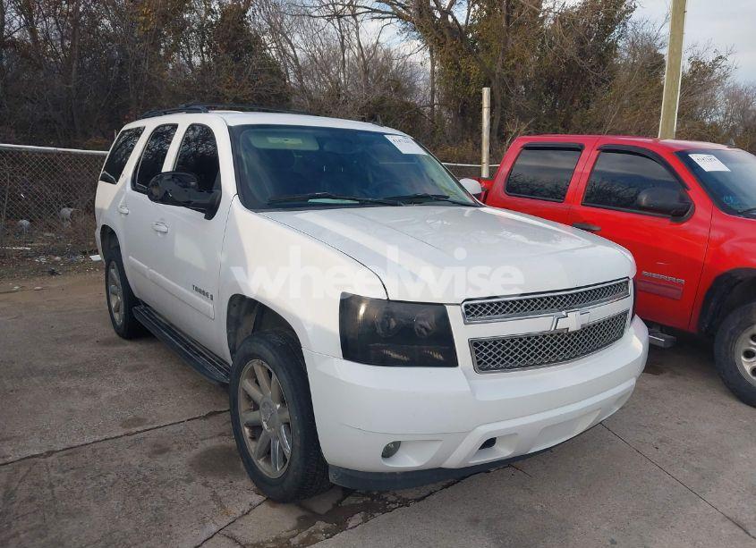2008 Chevrolet Tahoe LT (VIN 1GNFC13098R201333) main photo