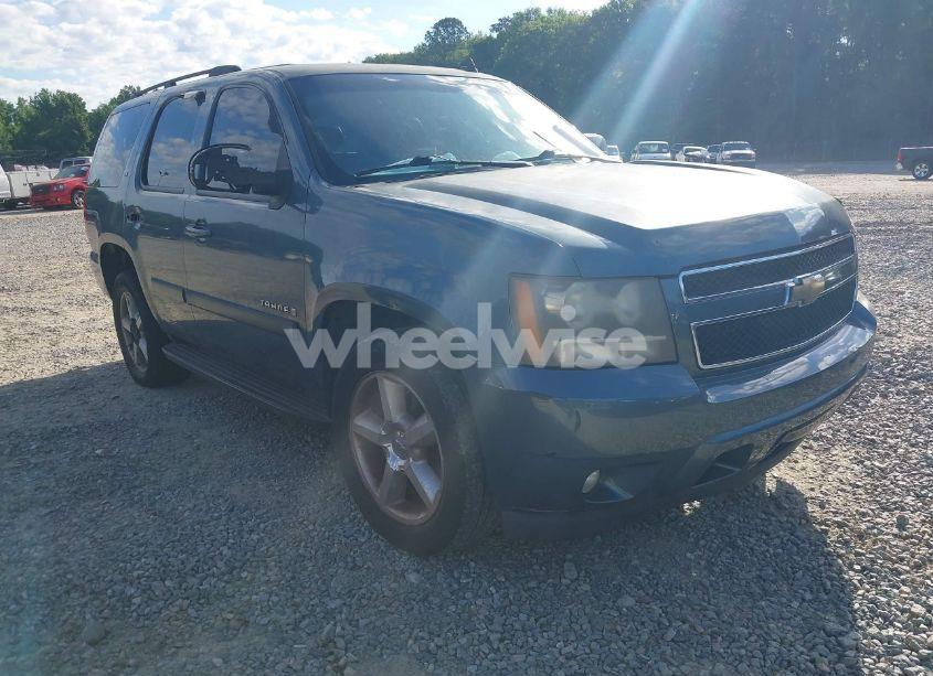 2008 Chevrolet Tahoe LT (VIN 1GNFC13098R253013) main photo