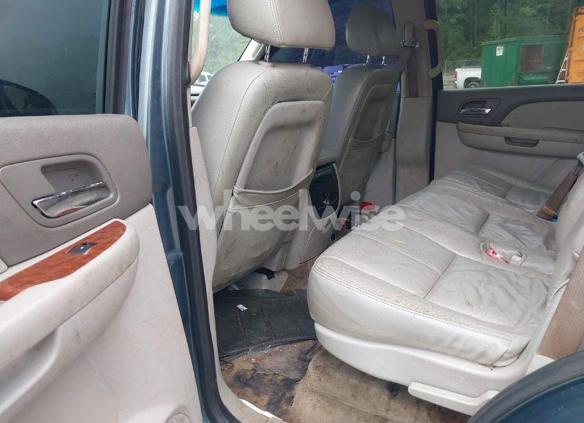 Photo 8 of 2008 Chevrolet Tahoe LT (VIN 1GNFC13098R253013)