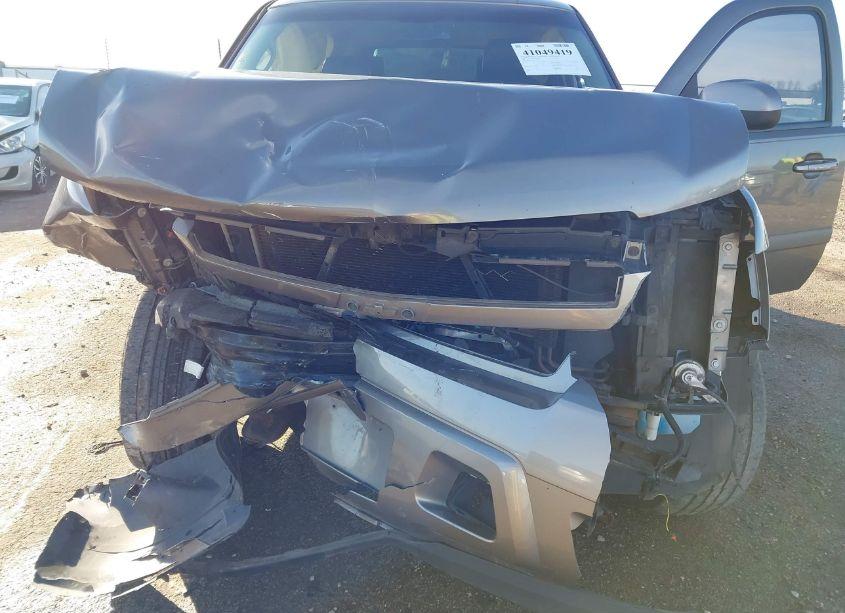 Photo 6 of 2007 Chevrolet Tahoe LT (VIN 1GNFC130X7J263207)