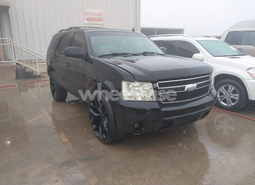 2007 Chevrolet Tahoe LT (VIN 1GNFC130X7R395790) main photo