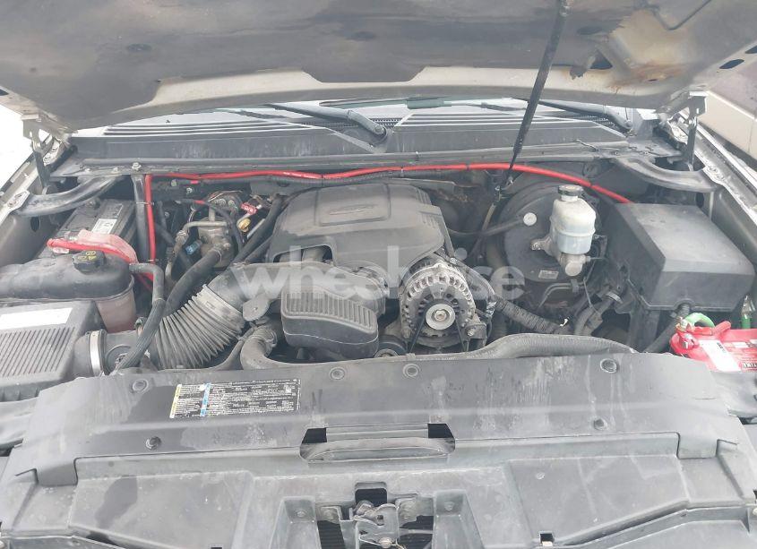 Photo 10 of 2007 Chevrolet Tahoe LT (VIN 1GNFC130X7R395790)