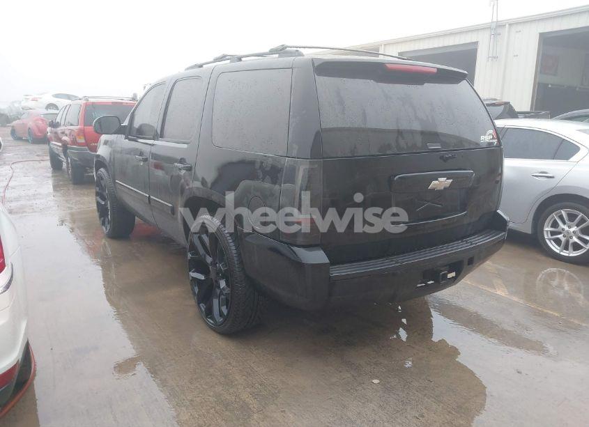 Photo 3 of 2007 Chevrolet Tahoe LT (VIN 1GNFC130X7R395790)