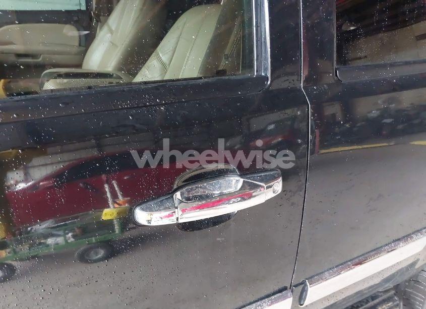 Photo 14 of 2007 Chevrolet Tahoe LTZ (VIN 1GNFC130X7R430537)