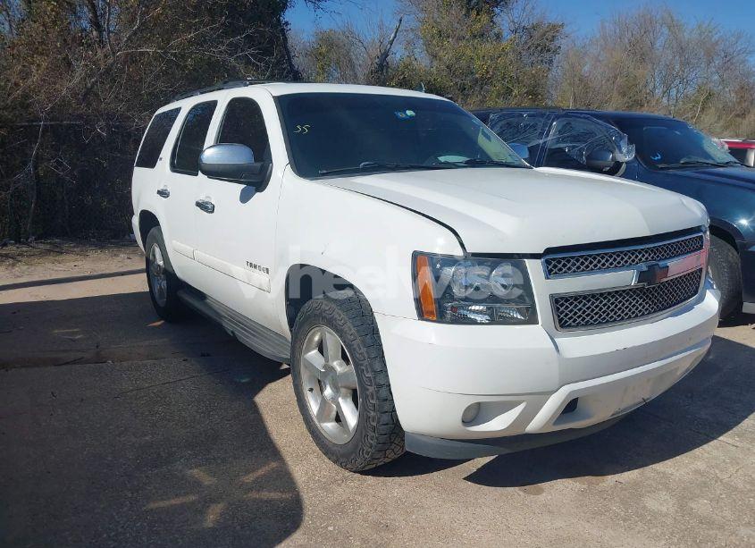 2008 Chevrolet Tahoe LTZ (VIN 1GNFC130X8R248967) main photo