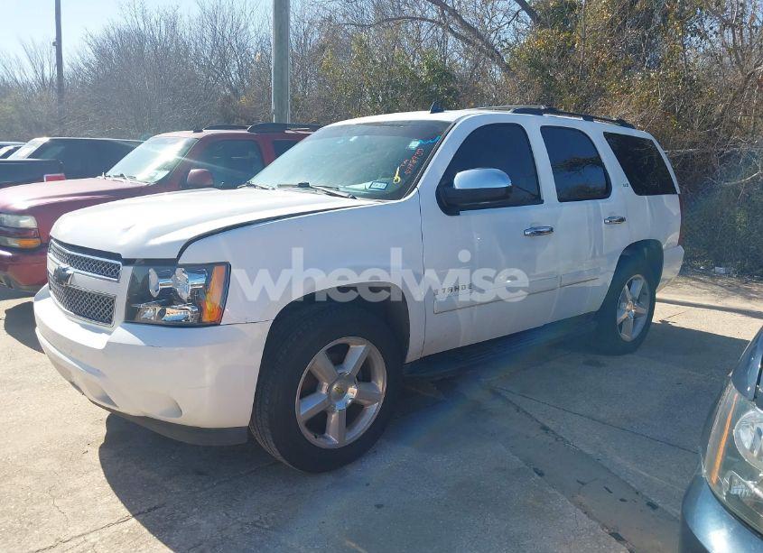 Photo 2 of 2008 Chevrolet Tahoe LTZ (VIN 1GNFC130X8R248967)