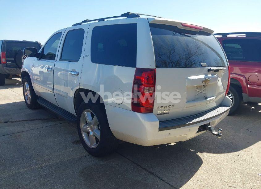 Photo 3 of 2008 Chevrolet Tahoe LTZ (VIN 1GNFC130X8R248967)